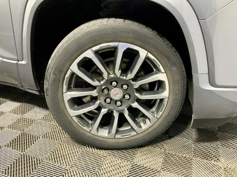 Used 2020 GMC Acadia Denali w/ Technology Package image 32