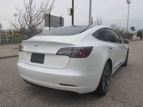 Used 2020 Tesla Model 3 image 29