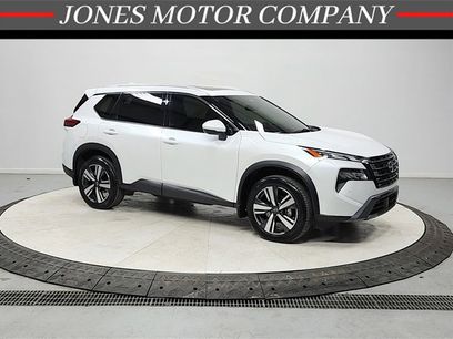 Used 2025 Nissan Rogue SL w/ SL Premium Package