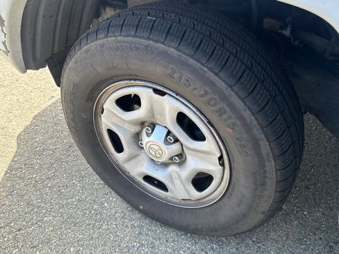 Used 2013 Toyota Tacoma 2WD Double Cab w/ SR5 Pkg image 10