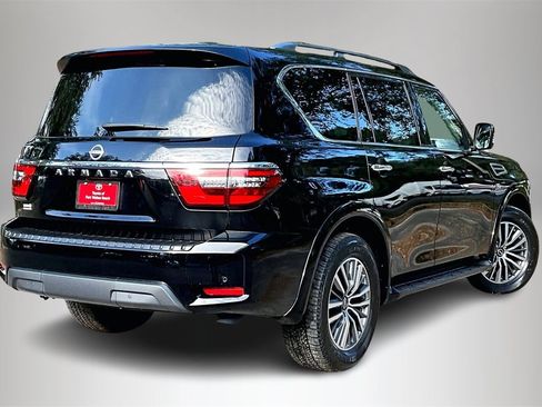 Used 2022 Nissan Armada SV w/ SV Appearance Package image 5