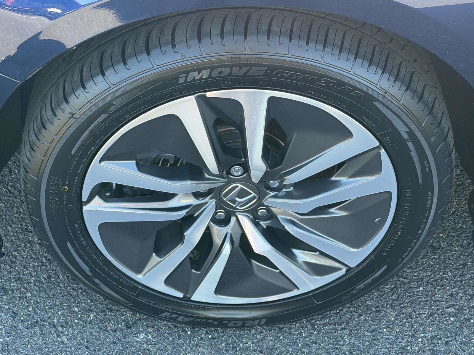 Used 2020 Honda Accord EX image 5
