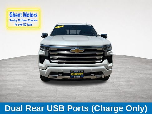 Used 2024 Chevrolet Silverado 1500 High Country w/ Technology Package AWD/4WD image 9