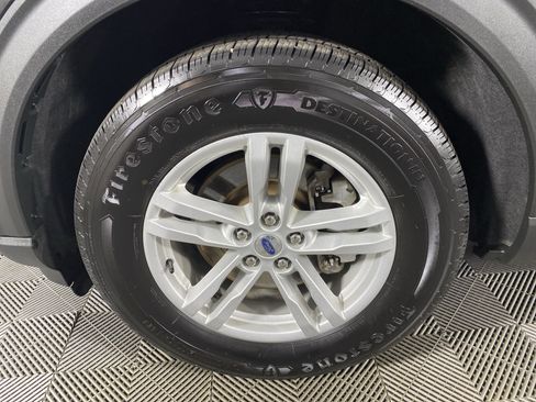 Used 2021 Ford Explorer XLT w/ Equipment Group 202A image 13