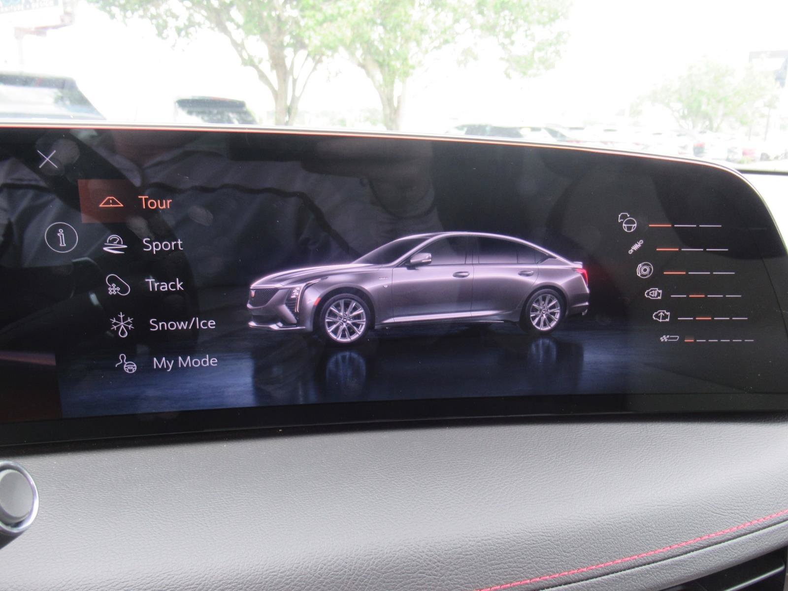Certified 2025 Cadillac CT5 V w/ Technology Package RWD image 29