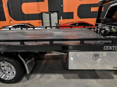 Used 2022 RAM 5500 SLT w/ Quick Order Package 2YG SLT image 4