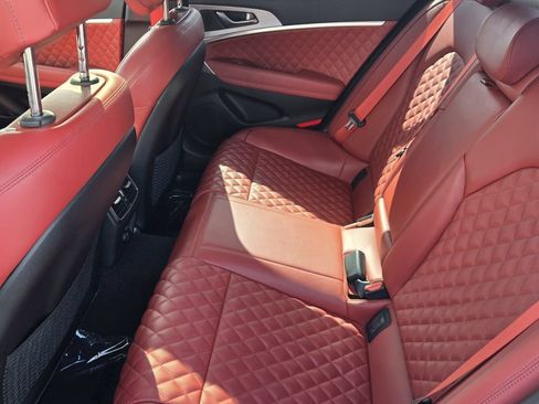 Used 2023 Genesis G70 3.3T w/ Sport Prestige Package RWD image 11