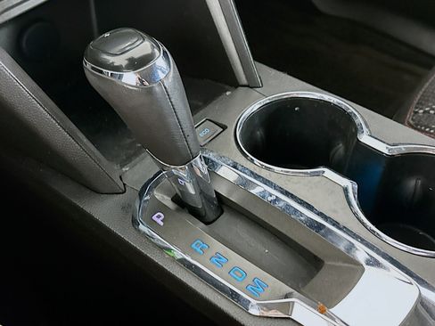 Used 2016 Chevrolet Equinox LT w/ Convenience Package image 24