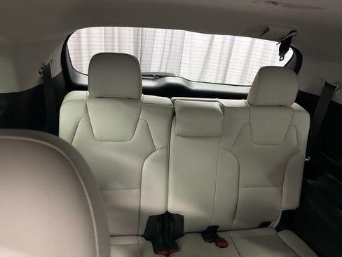 Certified 2022 Kia Telluride S AWD/4WD image 15