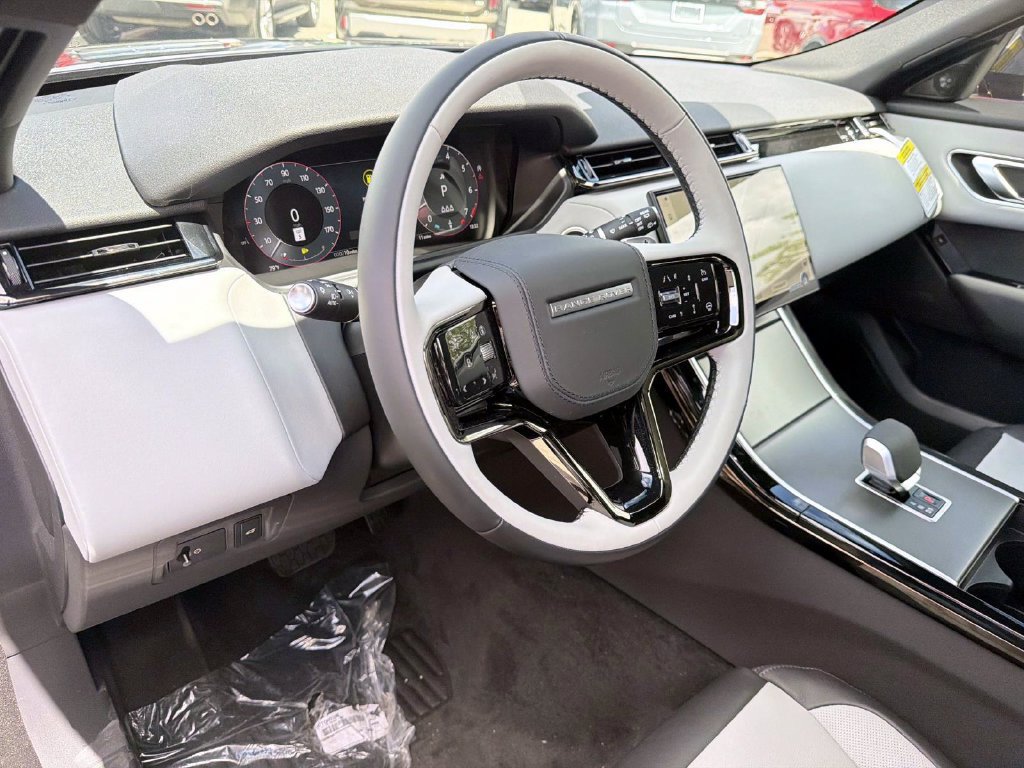 New 2026 Land Rover Range Rover Velar S AWD/4WD image 20