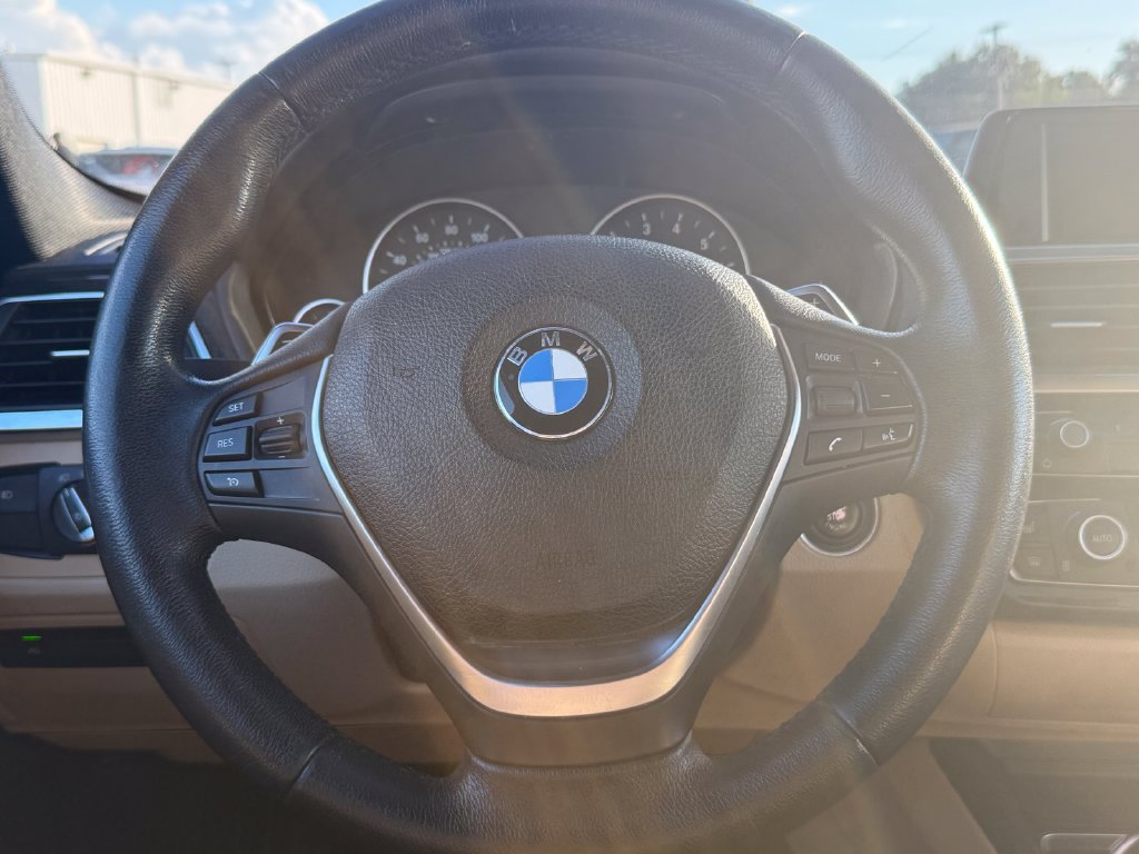 Used 2018 BMW 330i Sedan w/ Convenience Package RWD image 14