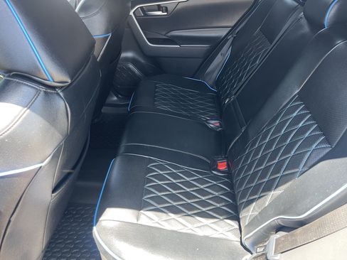 Used 2024 Toyota RAV4 SE AWD/4WD image 16