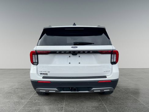 New 2026 Ford Explorer Active w/ Active Comfort Package image 4