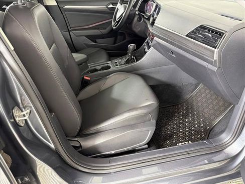 Used 2019 Volkswagen Jetta SEL FWD image 14