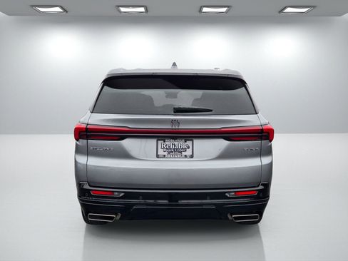 Certified 2025 Buick Enclave Sport Touring image 5