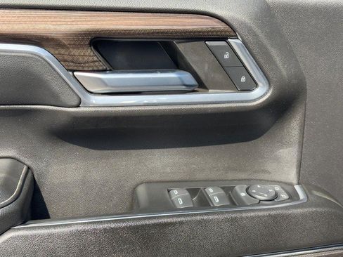 Used 2024 Chevrolet Silverado 1500 RST AWD/4WD image 17