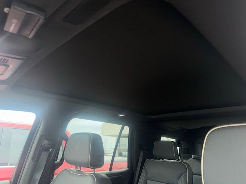 Used 2025 Chevrolet Tahoe Premier w/ Sun And Tow Package image 15