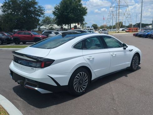 New 2026 Hyundai Sonata SEL FWD image 5