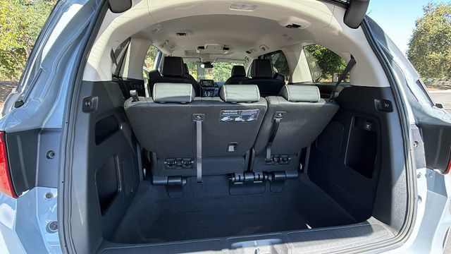 New 2026 Honda Odyssey Elite image 13