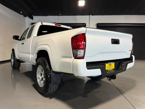Used 2019 Toyota Tacoma SR RWD image 7