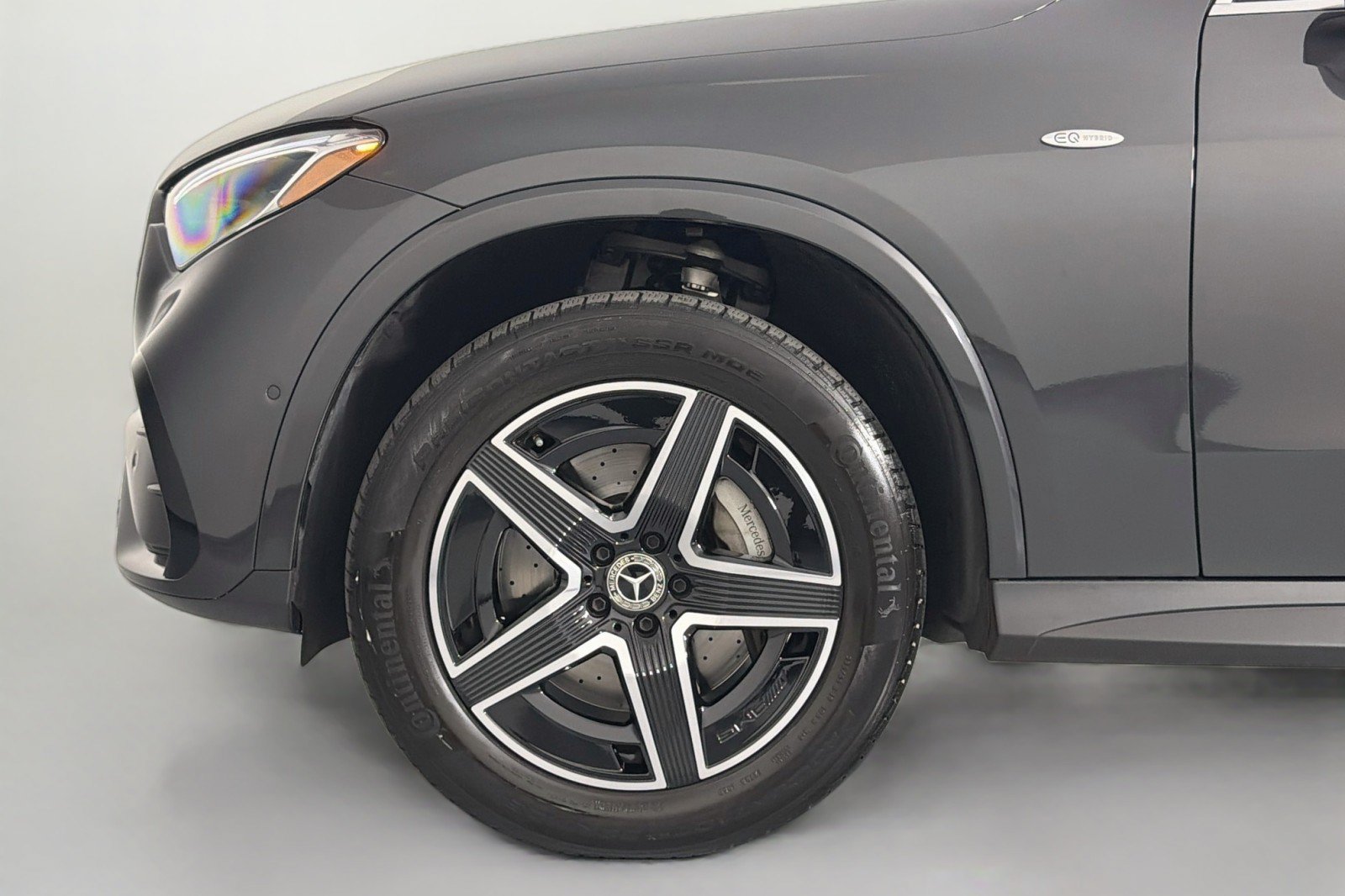 Used 2025 Mercedes-Benz GLC 350e 4MATIC image 9