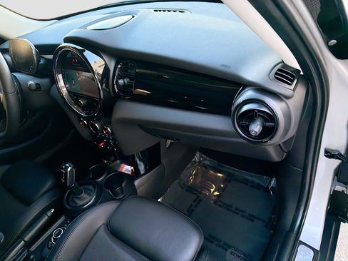 Used 2024 MINI Cooper S image 31