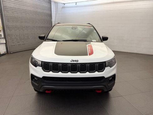 New 2026 Jeep Compass Trailhawk w/ Sun, Sound & Navigation Group AWD/4WD image 6