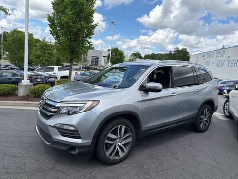 Used 2016 Honda Pilot Elite image 5