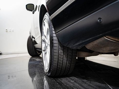 Used 2016 Land Rover Range Rover Supercharged image 43