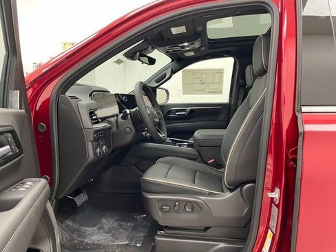 New 2025 Chevrolet Tahoe Premier image 9