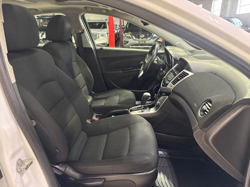 Used 2014 Chevrolet Cruze LT w/ All-Star Edition FWD image 37