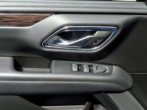 Certified 2022 Chevrolet Suburban 2WD image 9
