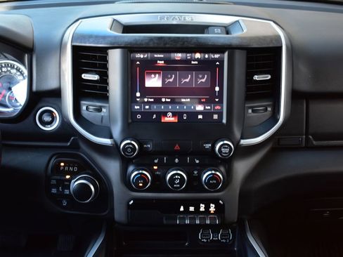 Used 2022 RAM 1500 Big Horn AWD/4WD image 32