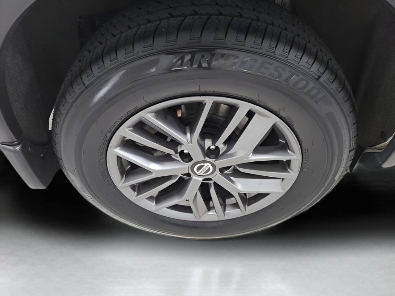 Used 2021 Nissan Rogue S AWD/4WD image 9