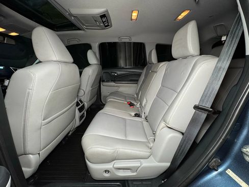 Used 2016 Honda Pilot Touring image 22