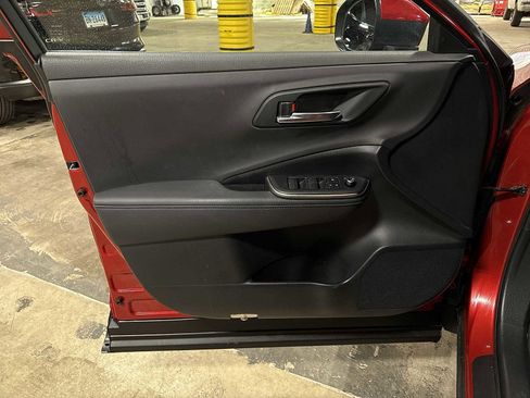 Used 2023 Toyota Crown XLE image 29