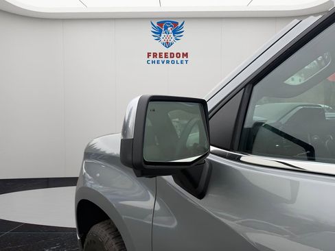 Used 2026 Chevrolet Silverado 1500 High Country w/ Technology Package AWD/4WD image 15