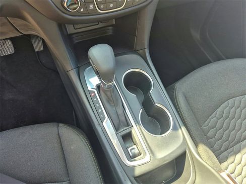 Used 2020 Chevrolet Equinox LT image 21