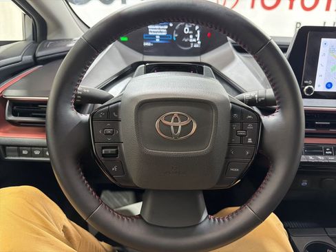 Used 2026 Toyota Prius Plug-In Hybrid FWD image 26