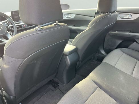 Certified 2024 Kia Forte LXS w/ LXS Technology Package FWD image 17