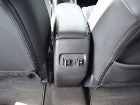 Used 2023 Nissan Kicks SR w/ SR Premium Package image 28