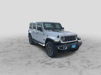 New 2026 Jeep Wrangler Unlimited Sahara AWD/4WD video 2