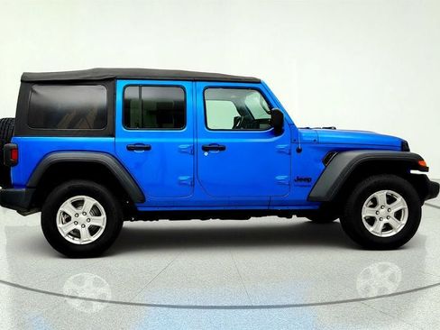 Used 2022 Jeep Wrangler Unlimited Sport AWD/4WD image 4