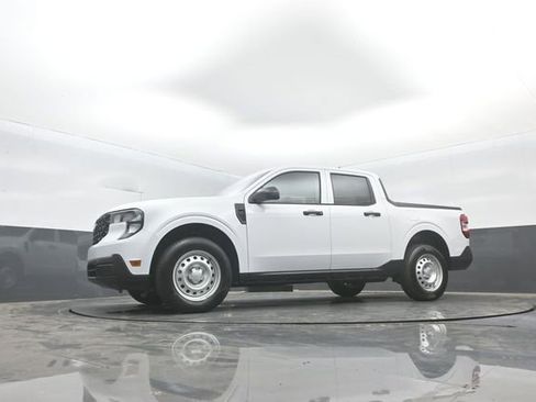 New 2026 Ford Maverick XL FWD image 34