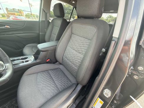 Certified 2018 Chevrolet Equinox LT AWD/4WD image 33