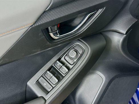 New 2025 Subaru Crosstrek 2.5i Limited image 17