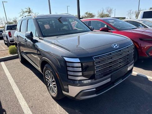 Used 2026 Hyundai Palisade SEL FWD image 1