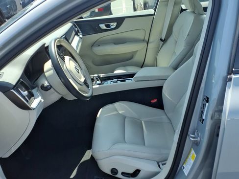 Used 2024 Volvo S60 B5 Plus w/ Climate Package AWD/4WD image 3