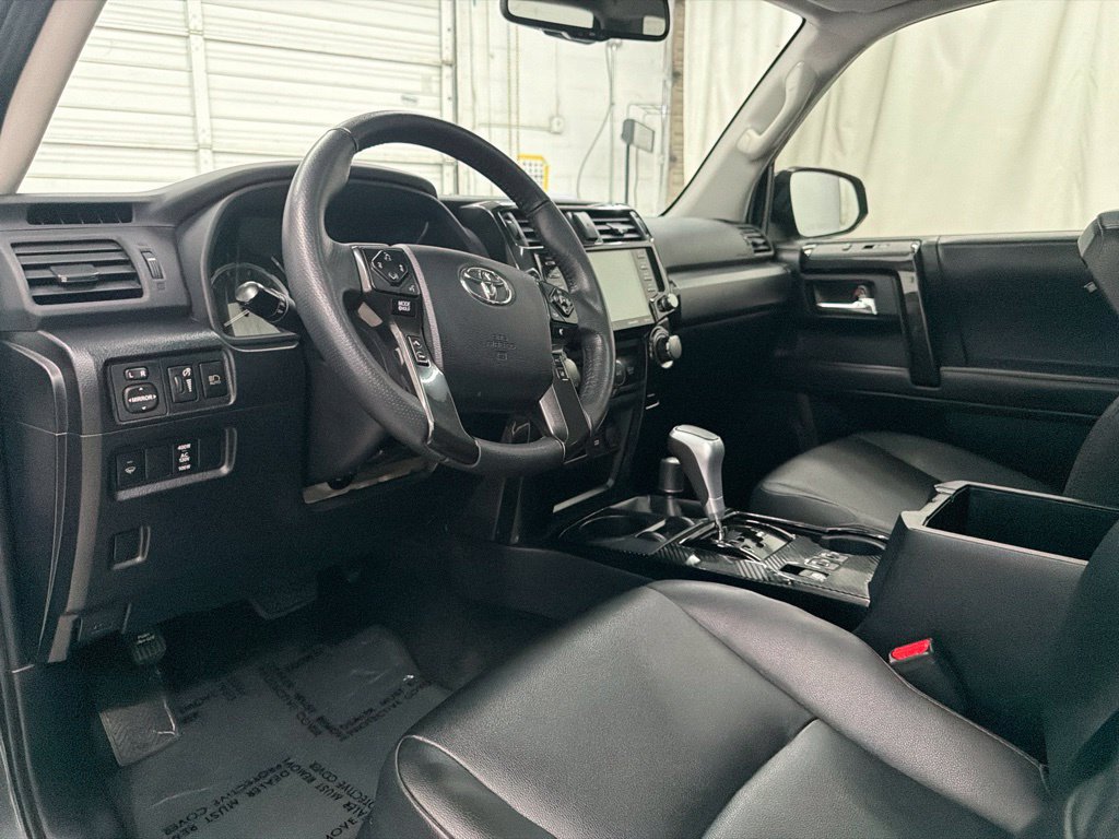 Used 2021 Toyota 4Runner TRD Off-Road Premium w/ Moonroof Package AWD/4WD image 14