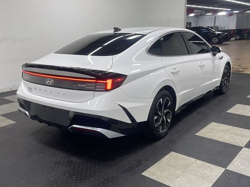 Used 2025 Hyundai Sonata SEL FWD image 18
